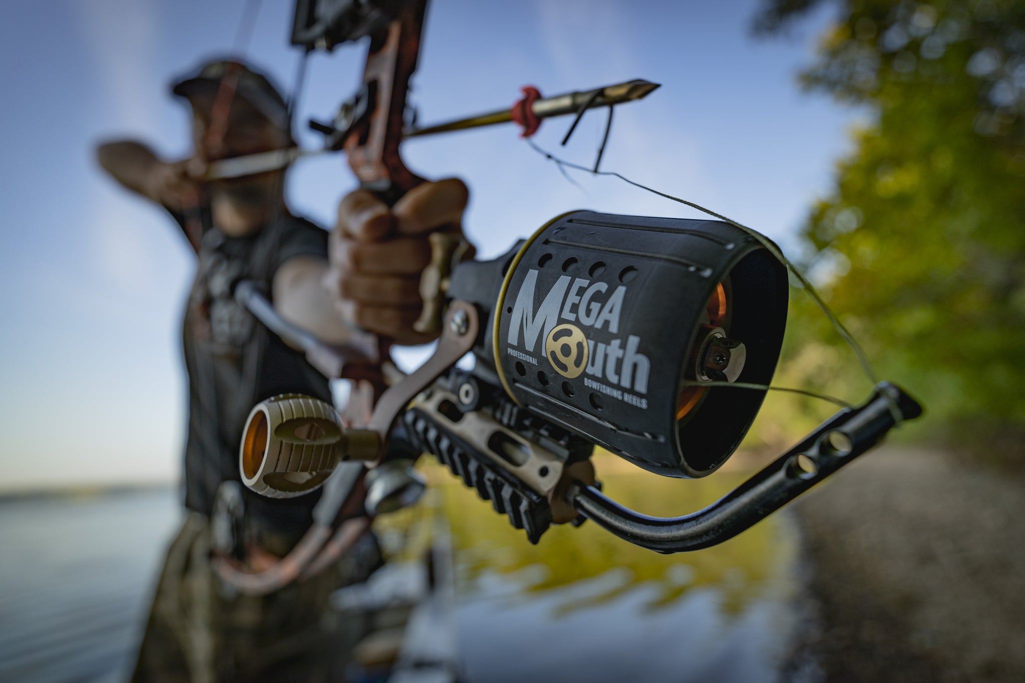 bow fishing reel for compound Mega Mouth Bowfishing Reel 2.0 Pic Mount